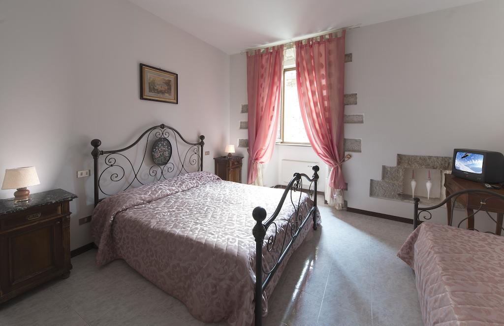 구비오 Residenza Di Via Piccardi B&B 객실 사진